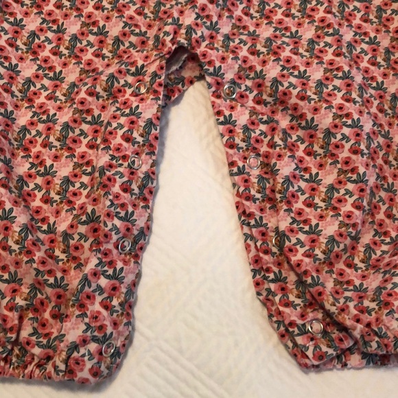 Petit Peony romper, size 2T - Picture 3 of 6